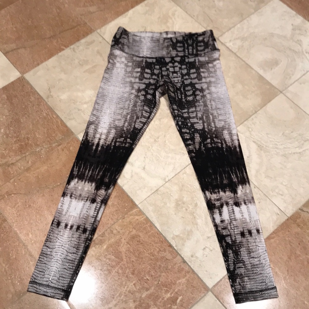 Leggings/ Yoga pants